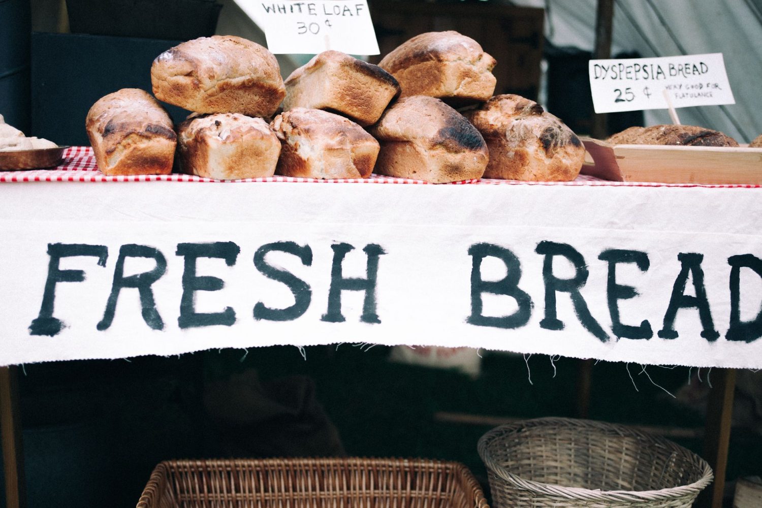 Combien de pain par personne pour un repas, un buffet ou 20, 30, 40 convives ?