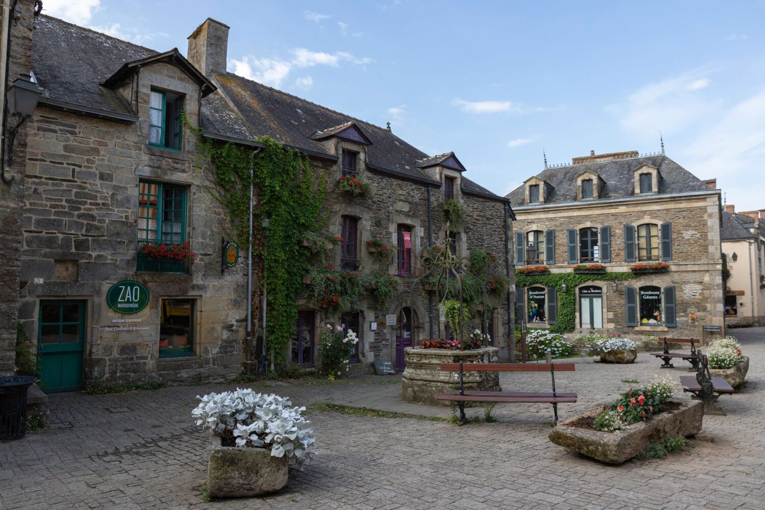 Hôtel spa en Bretagne : choisir entre thalasso, spa nordique et soins en chambre